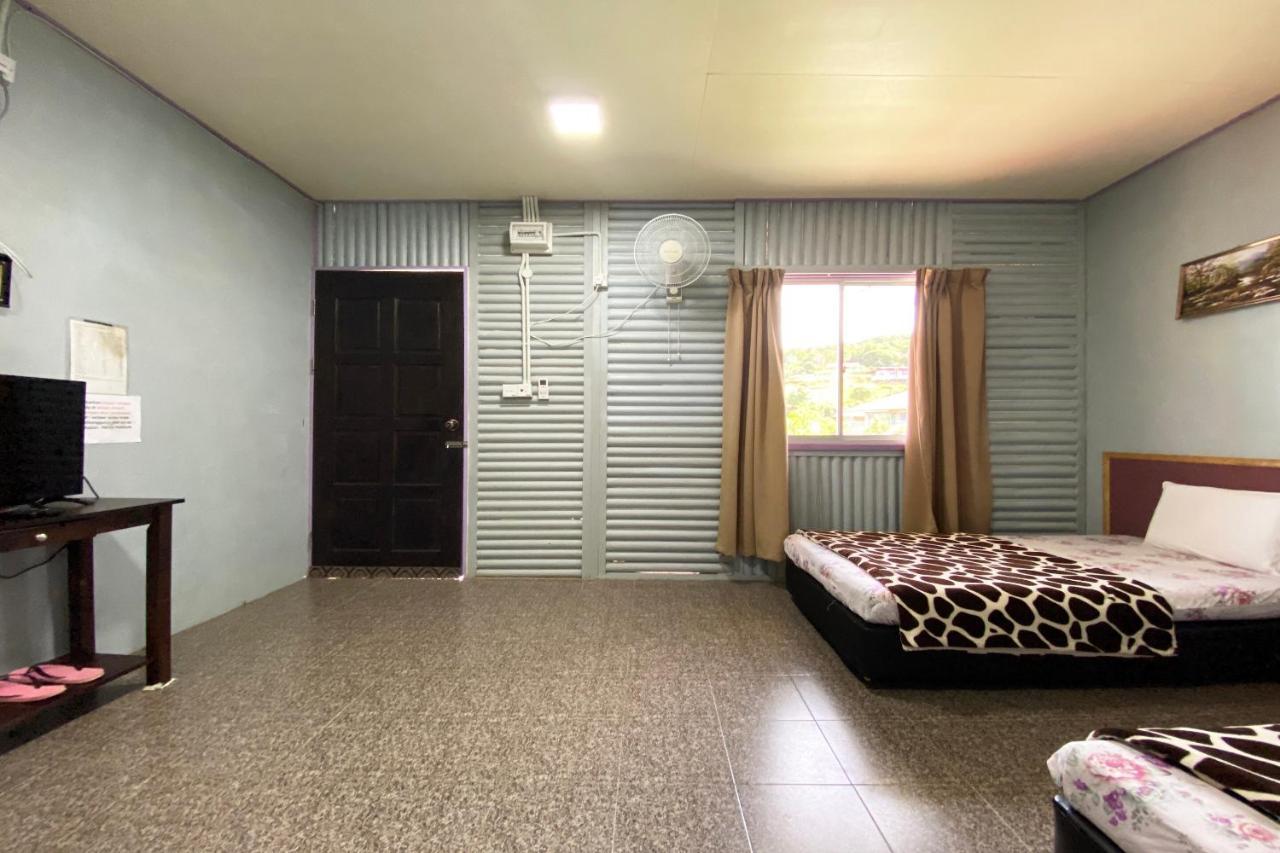 Oyo 90284 Kampung Stay Kilimu Ranau Εξωτερικό φωτογραφία
