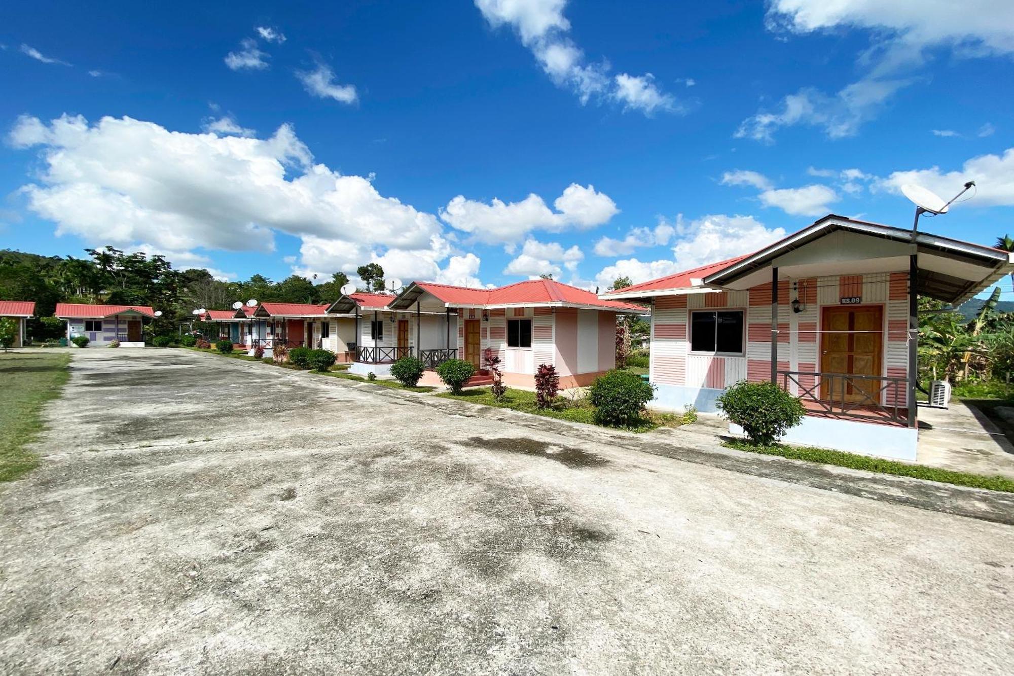 Oyo 90284 Kampung Stay Kilimu Ranau Εξωτερικό φωτογραφία